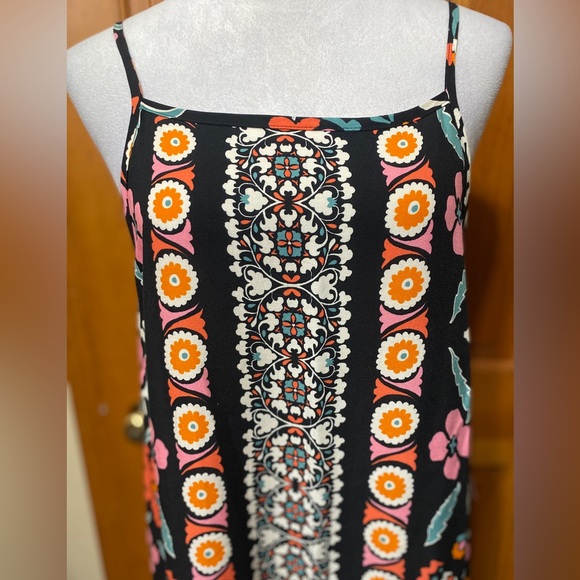 ✨HOST PICK✨NWT Vince Camuto Floral Maxi Dress - Picture 4 of 5